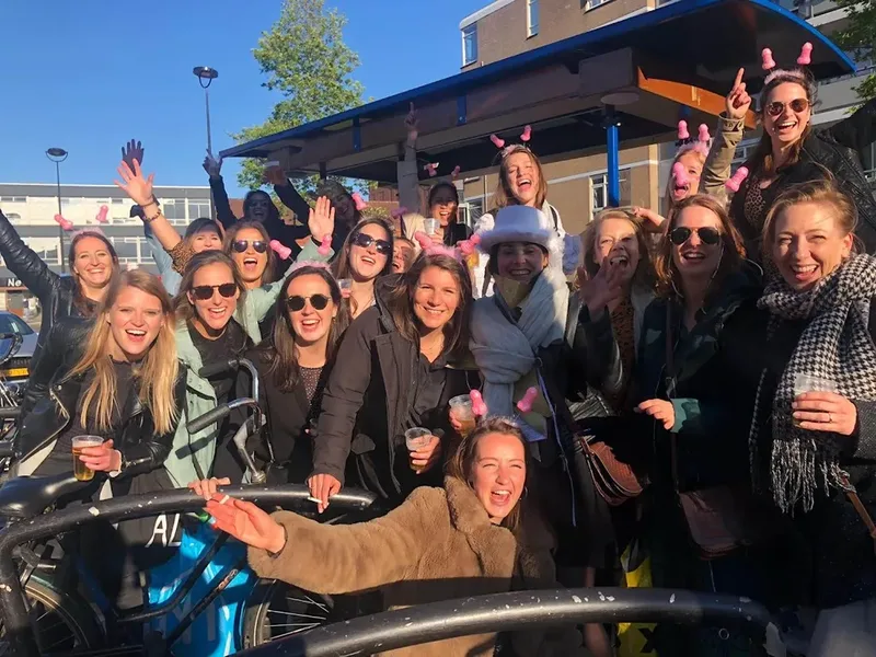 Vrijgezellenfeest op de bierfiets